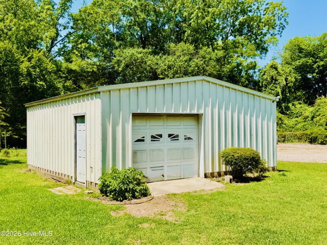 302 N Front Street, Hamilton, NC 27840 — photo 35