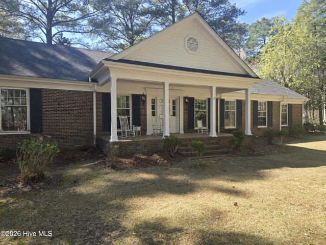 701 S Broad Street, Robersonville, NC 27871