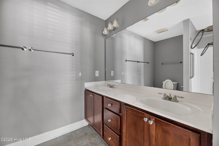2552 Saddleback Drive B, Winterville, NC 28590 — photo 16