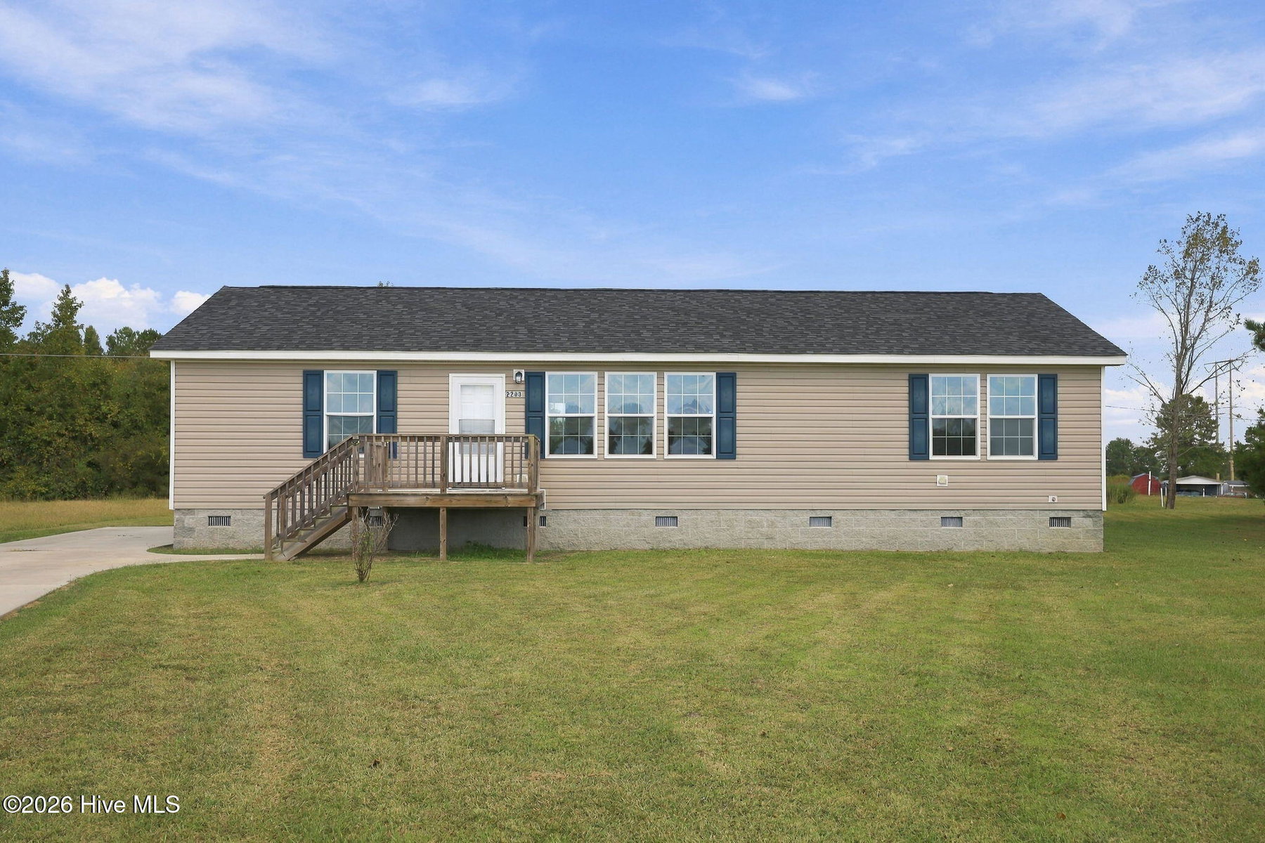 2203 Mohawk Court, Farmville, NC 27828 — photo 2