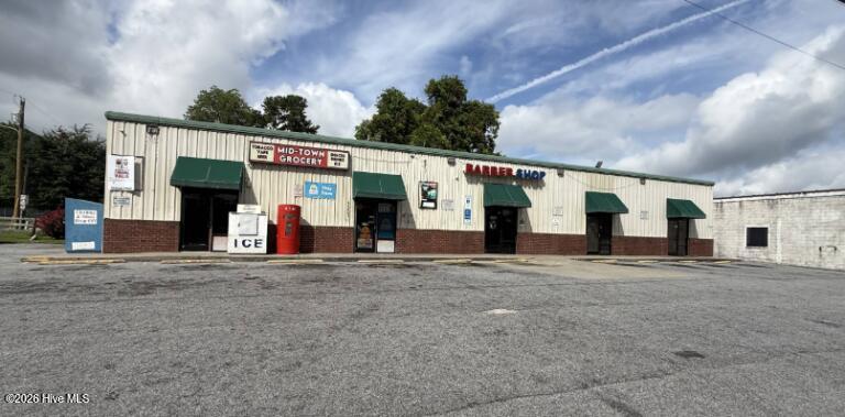 1301 W 14th Avenue D, Greenville, NC 27834