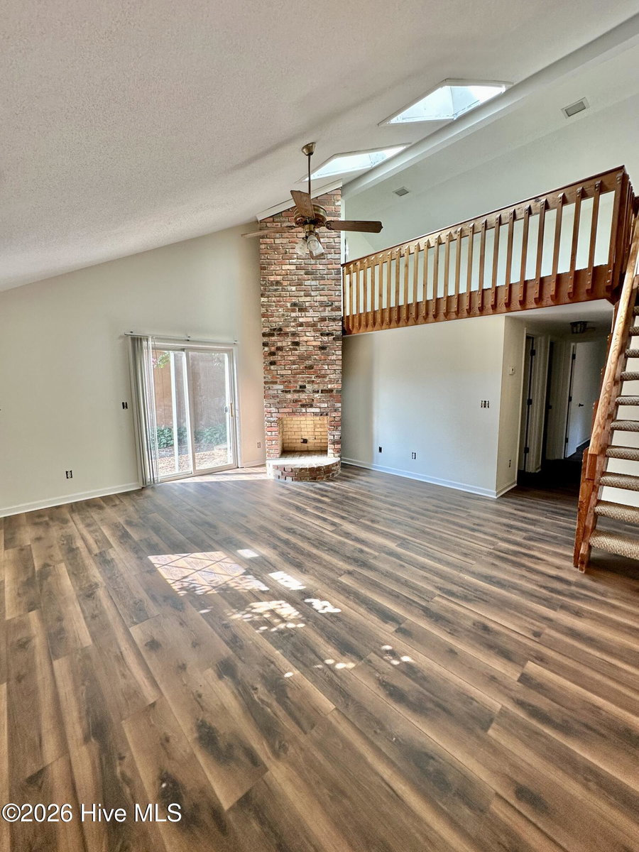 200 Rollins Drive 45, Greenville, NC 27834 — photo 2