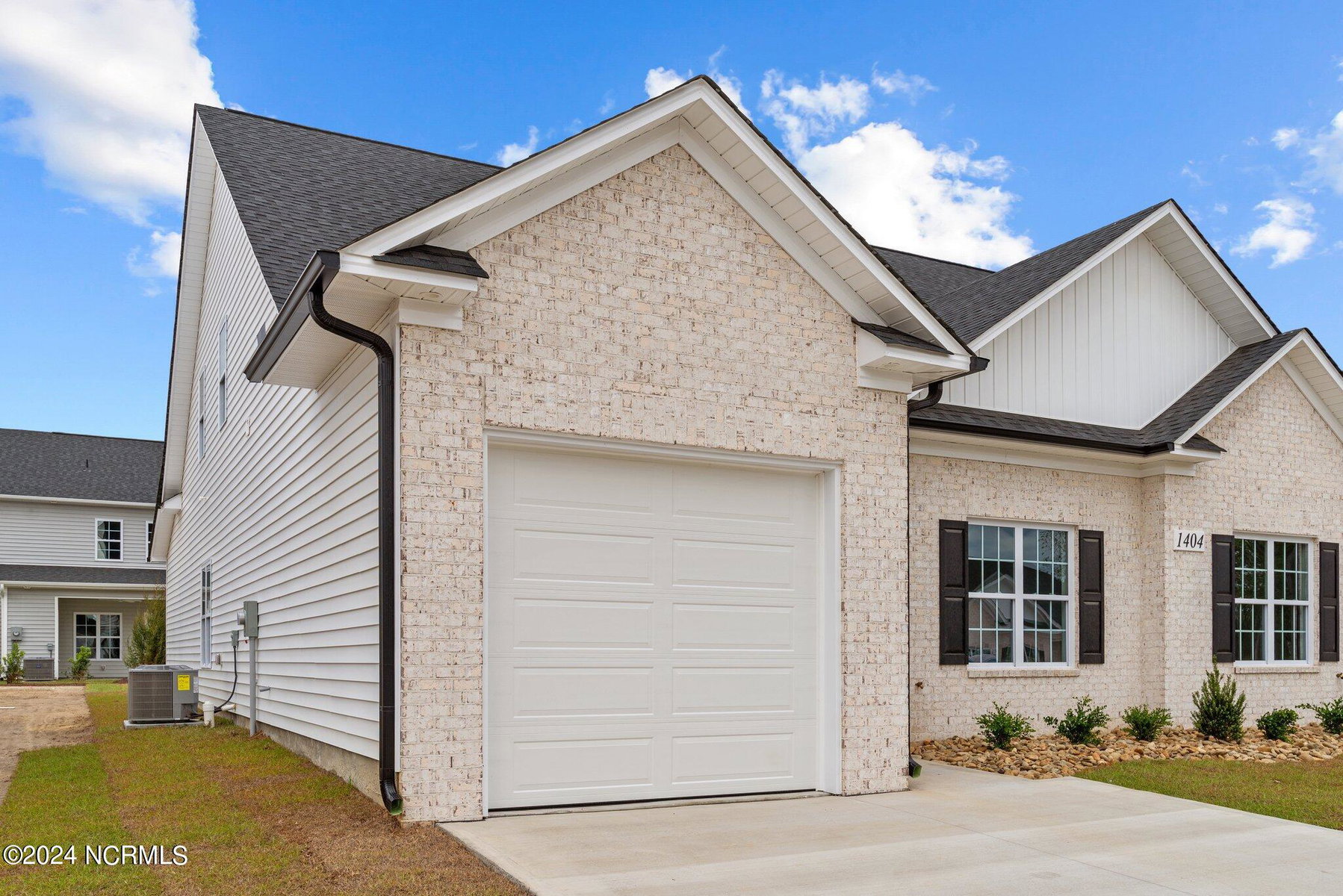 2025 Dartford Drive A, Greenville, NC 27834 — photo 2