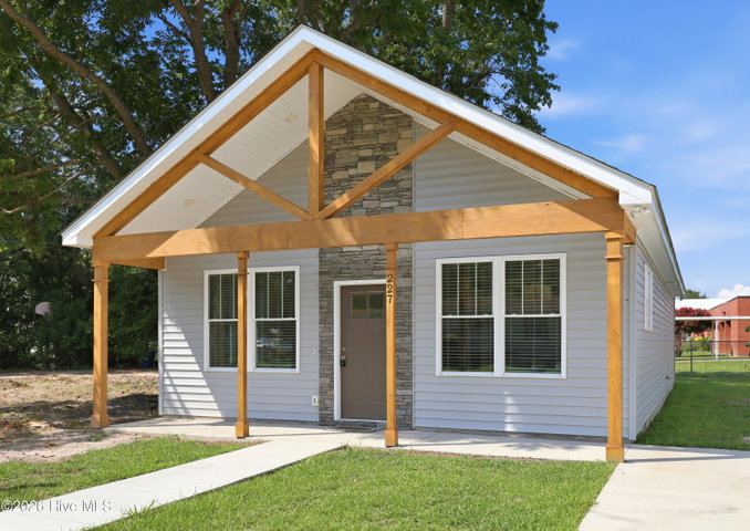 227 Hammond Street, Winterville, NC 28590