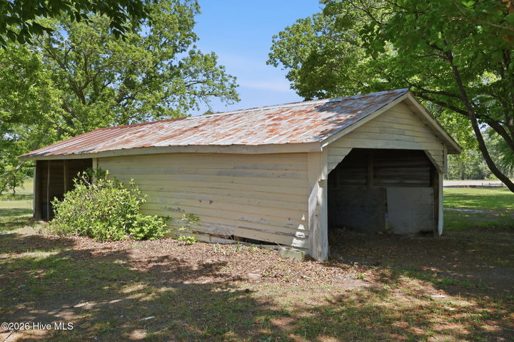 2013 Holland Road, Greenville, NC 27834 — photo 43