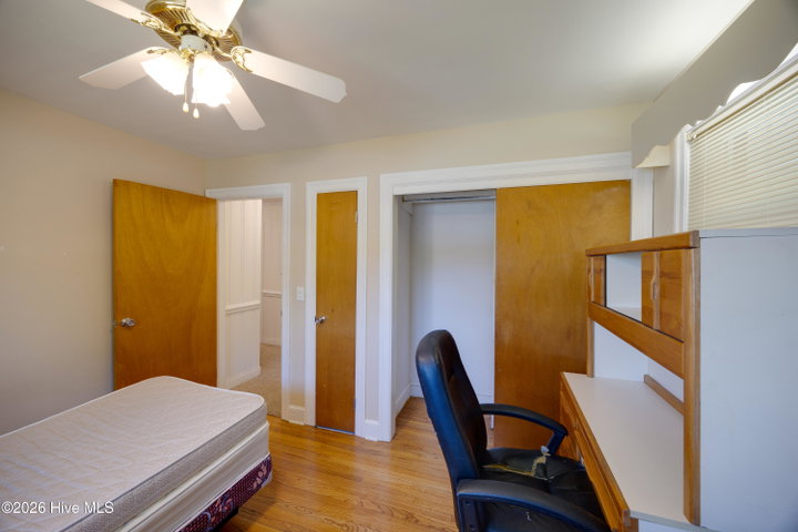 100 E Berkshire Road, Greenville, NC 27858 — photo 26