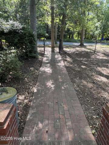 802 Forest Hill Circle, Greenville, NC 27858 — photo 5