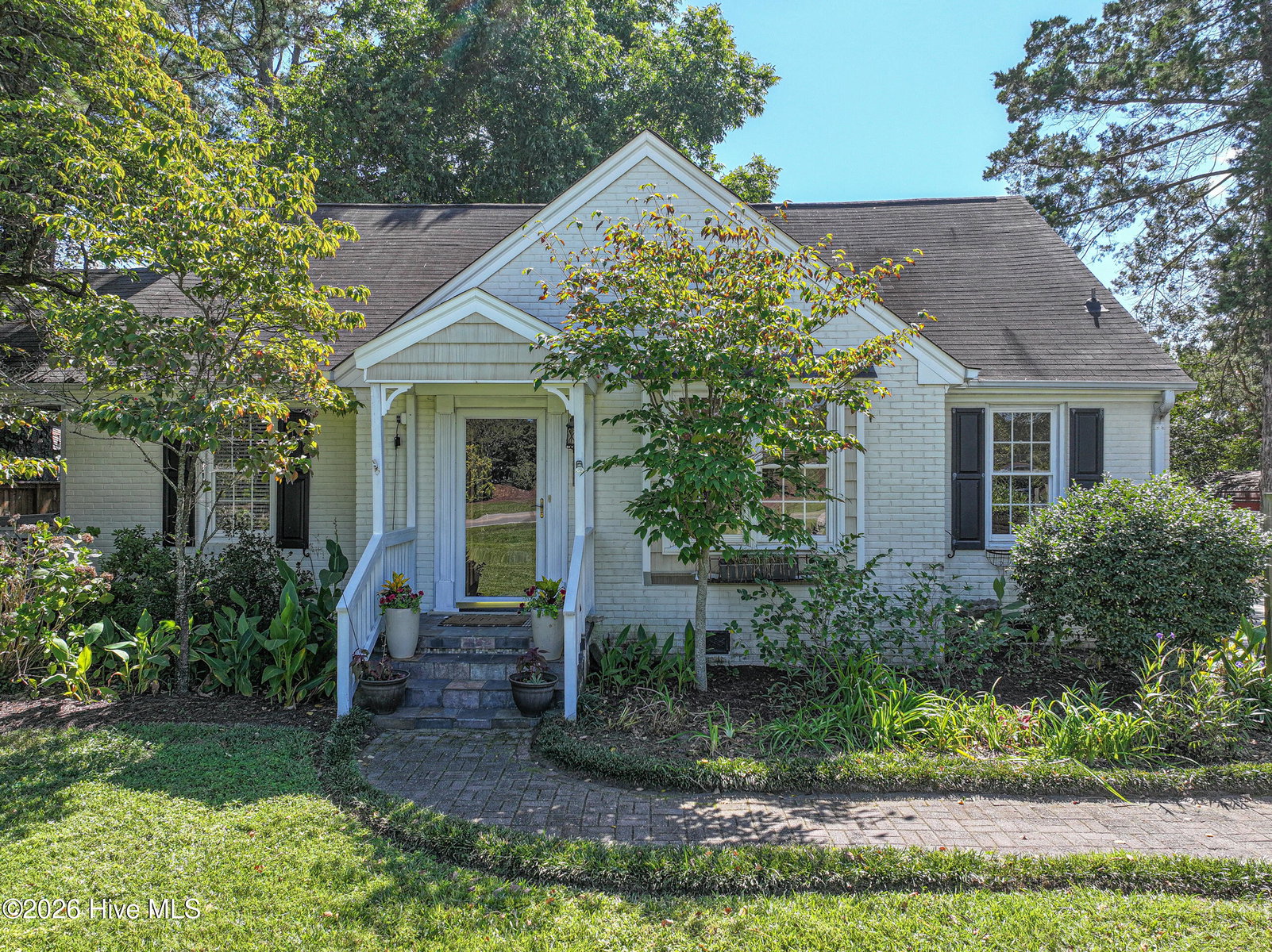 3611 Dickinson Avenue, Greenville, NC 27834 — photo 2