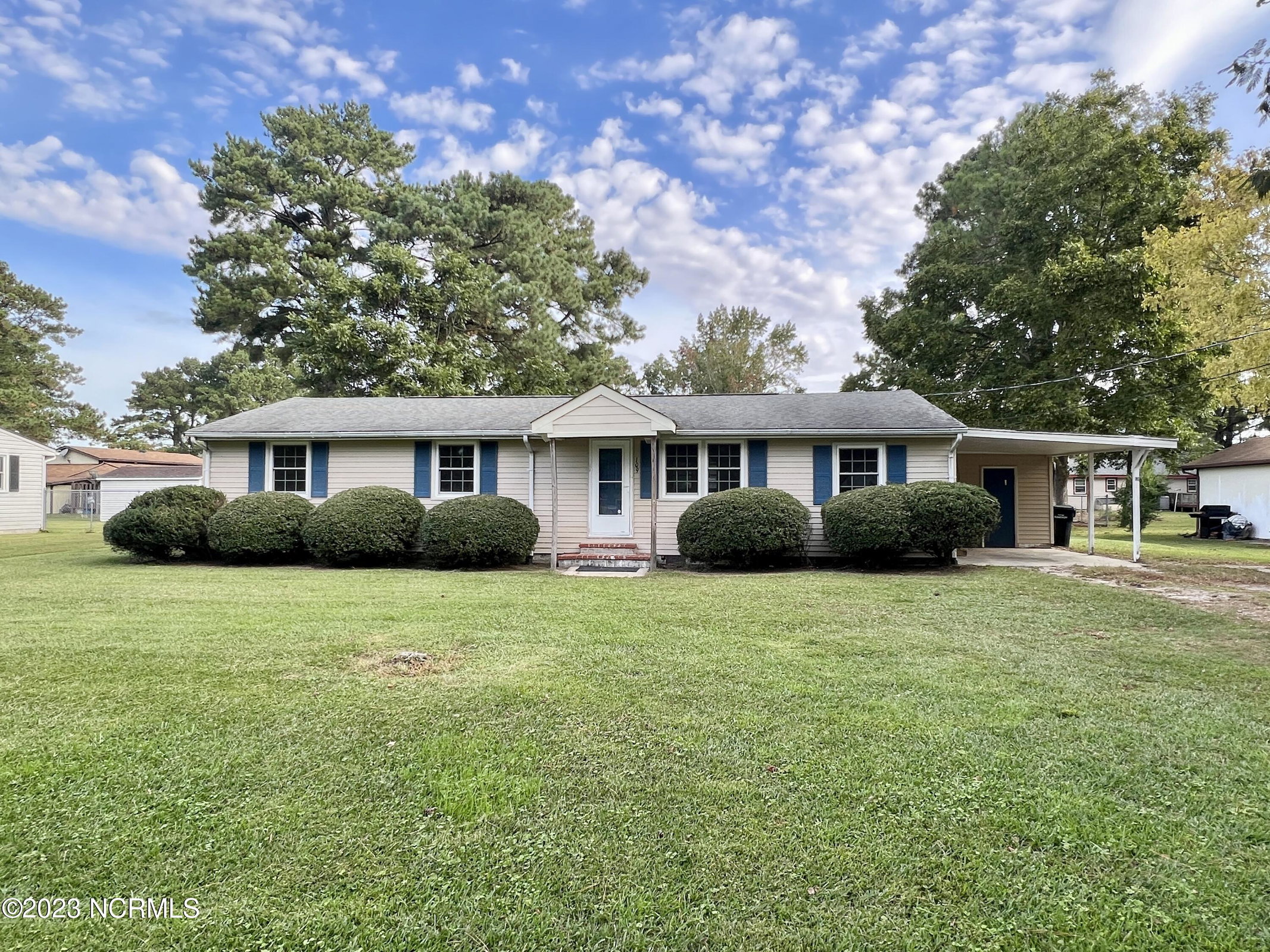 109 Burlington Drive, Elizabeth City, NC 27909 — main photo
