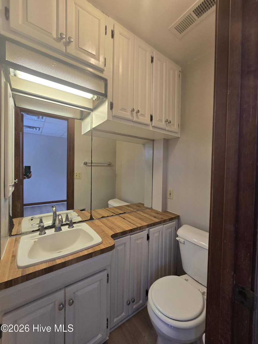 1221 Riverside Avenue 407, Elizabeth City, NC 27909 — photo 4