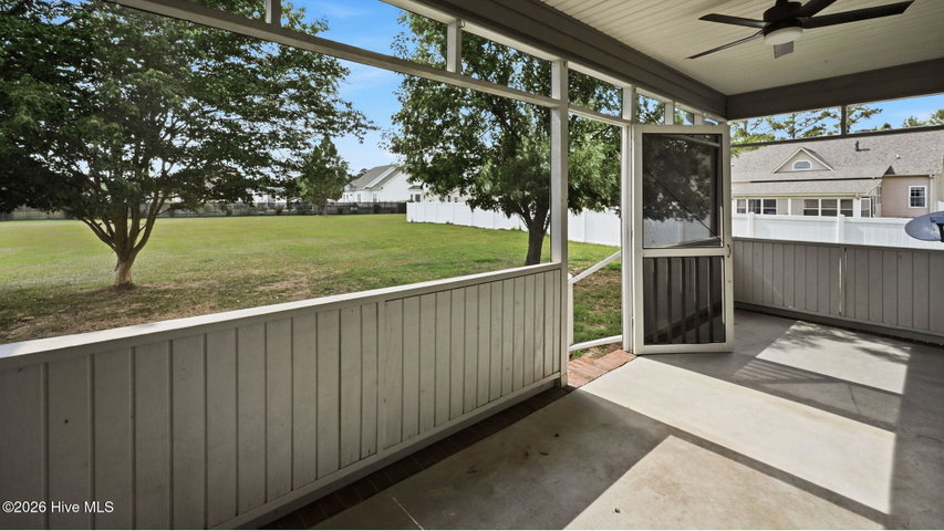 618 Broadmoor Court, Grimesland, NC 27837 — photo 9