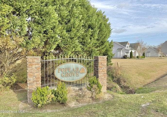 3047 Poplar Grove Drive, Greenville, NC 27858 — photo 23