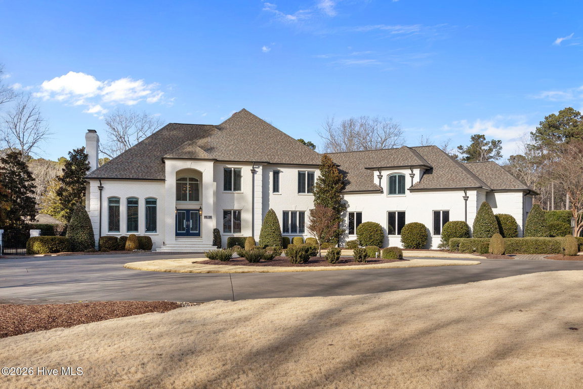 911 White Horse Drive, Greenville, NC 27834