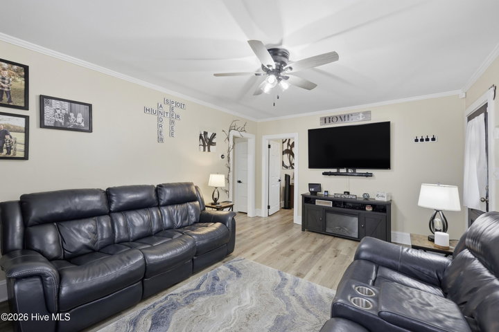 1119 W Colonial Avenue, Elizabeth City, NC 27909 — photo 4