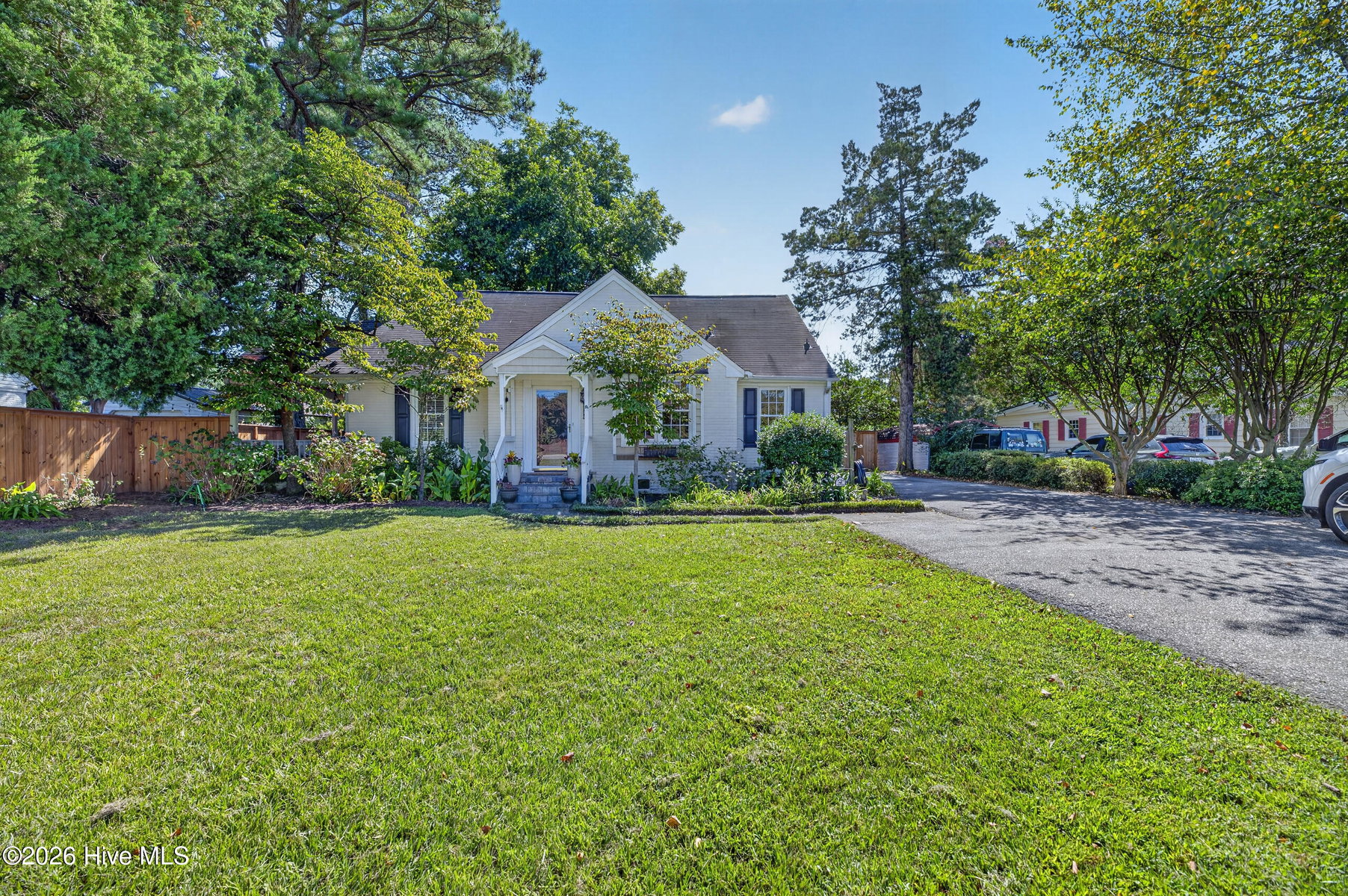 3611 Dickinson Avenue, Greenville, NC 27834 — photo 4