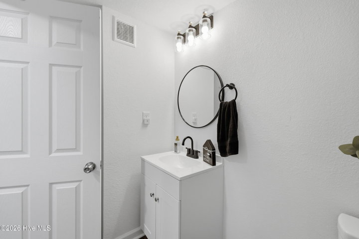 901 Tuscarora Avenue, Elizabeth City, NC 27909 — photo 34