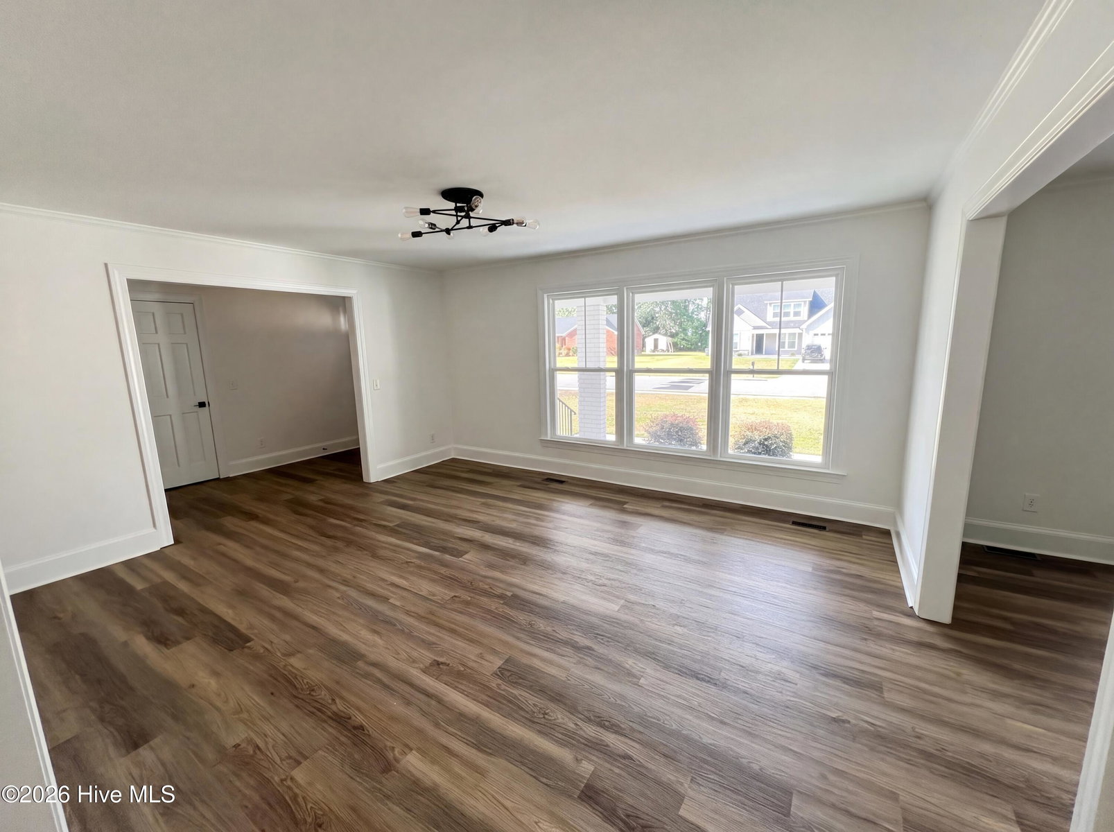 513 Greenfield Boulevard, Greenville, NC 27834 — photo 4