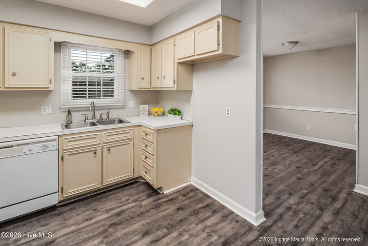 32 Scott Street, Greenville, NC 27858 — photo 15