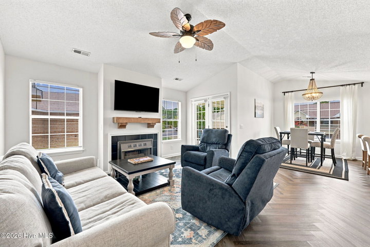 3006 Mulberry Lane F, Greenville, NC 27858 — photo 6