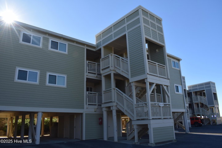 1000 Caswell Beach Road 405 image
