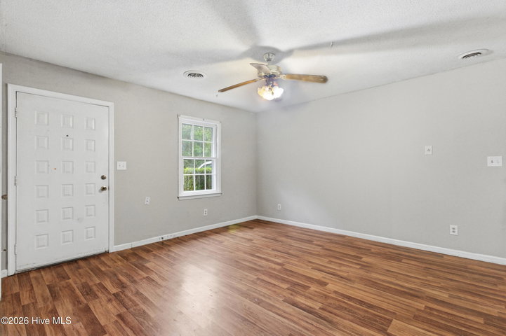 347 Jeanette Street, Winterville, NC 28590 — photo 9