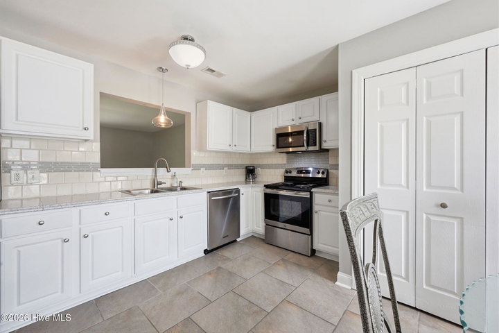 1525 Pine Brook Court B, Greenville, NC 27858 — photo 17