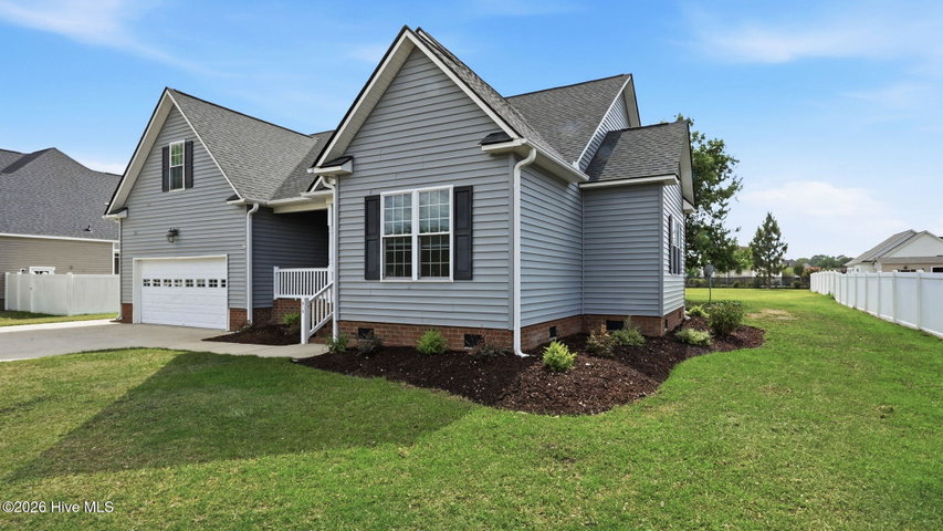 618 Broadmoor Court, Grimesland, NC 27837 — photo 3