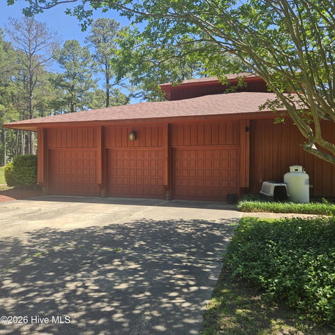 201 Country Club Drive, Elizabeth City, NC 27909 — photo 6