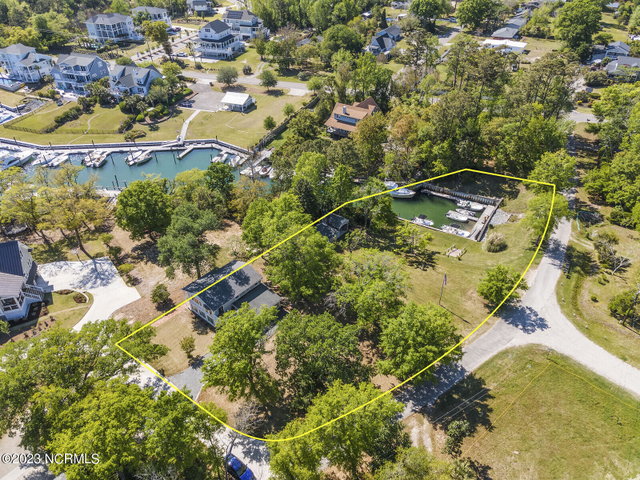 1910 Sneeden Drive image