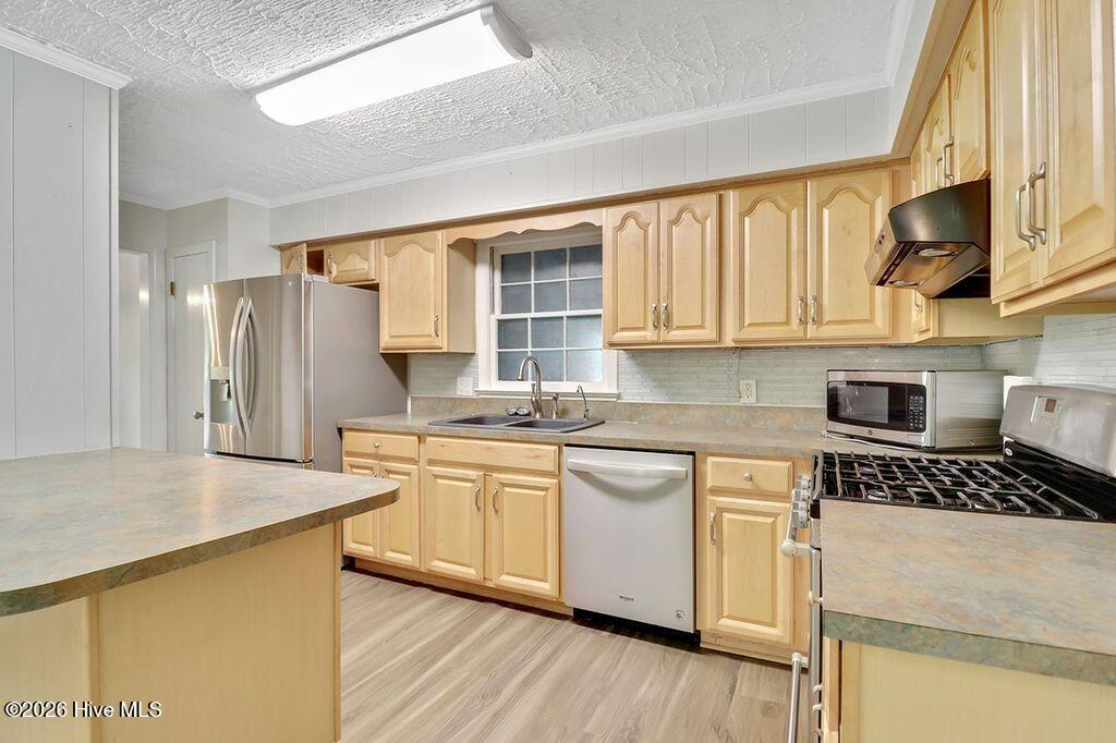 212 Pinewood Drive, Camden, NC 27921 — photo 4