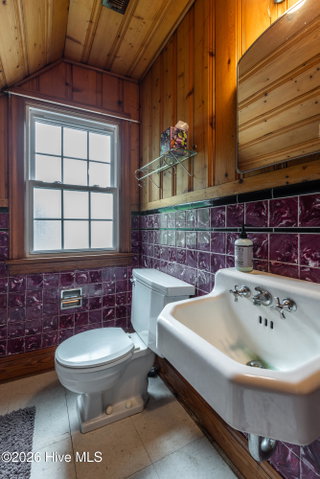 2401 E 4th Street, Greenville, NC 27858 — photo 33