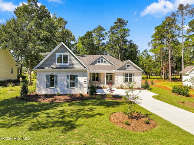 212 E Winding Way image