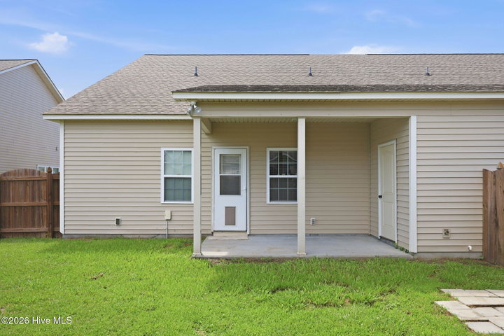 3504 Ellsworth Drive B, Greenville, NC 27834 — photo 4
