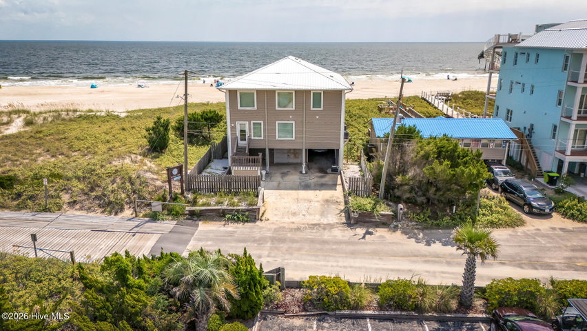 1818 Canal Drive image