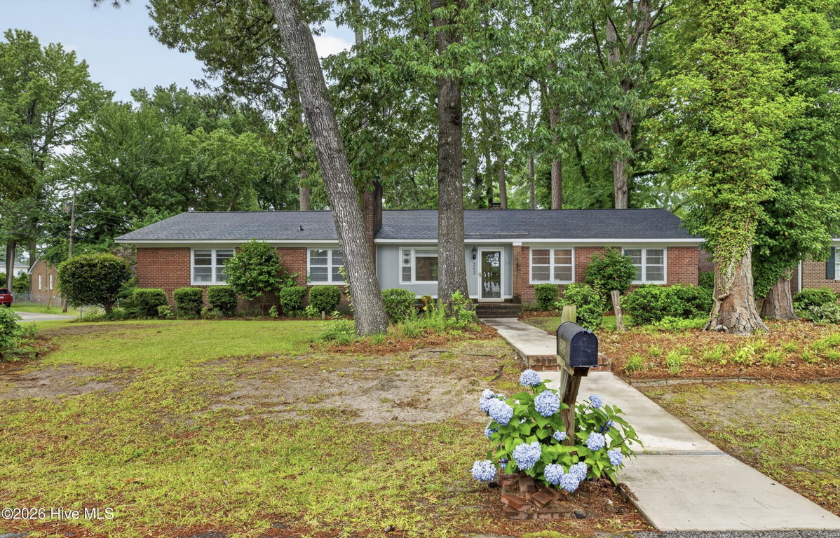 202 Hardee Circle, Greenville, NC 27858