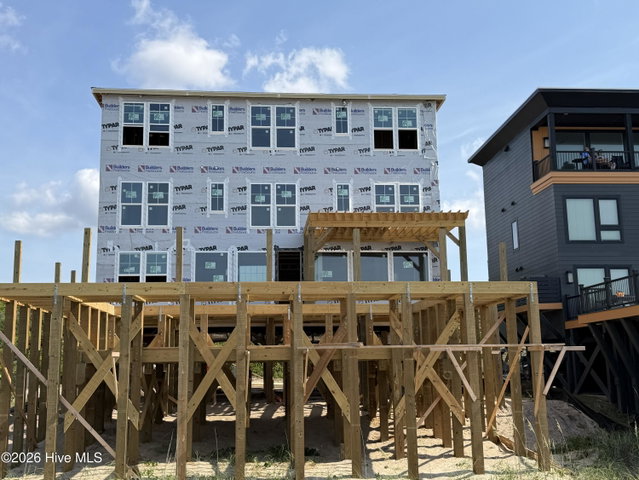4215 W Beach Drive image