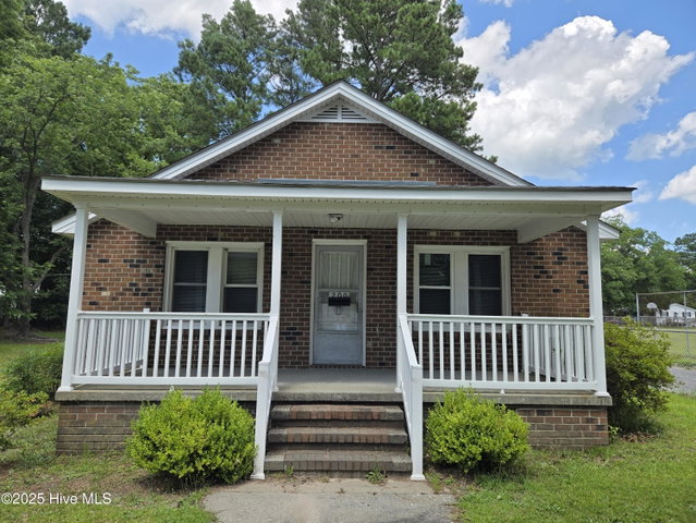 200 Martin Street, Williamston, NC 27892