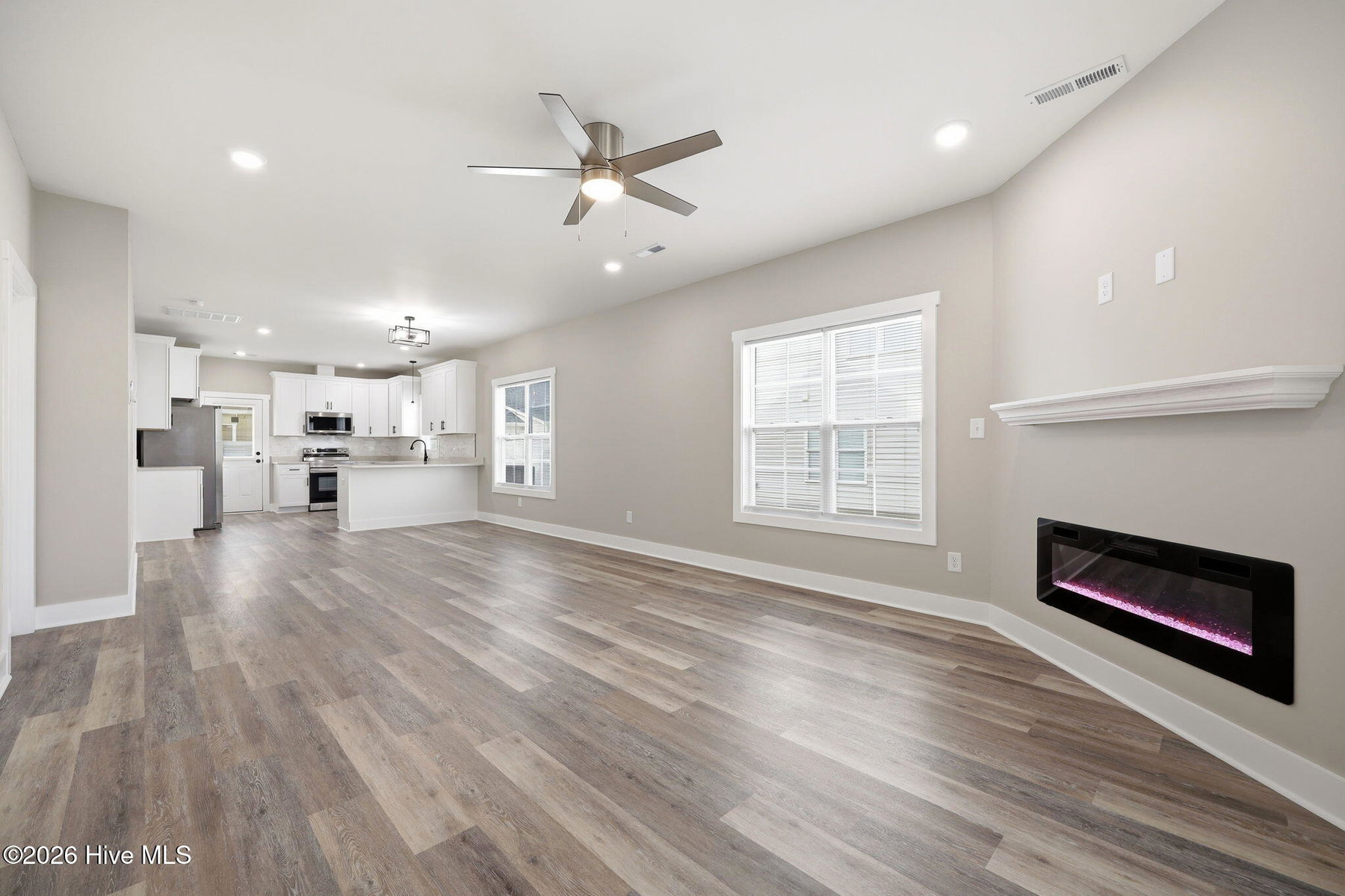 649 Abigail Taylor Drive B, Greenville, NC 27834 — photo 2