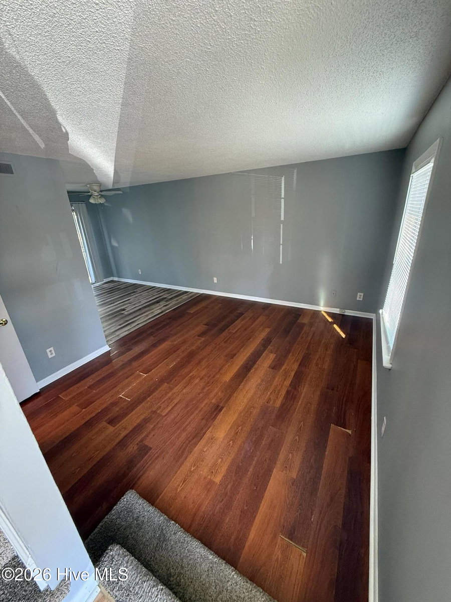 906 Verdant Drive B, Greenville, NC 27858 — photo 2