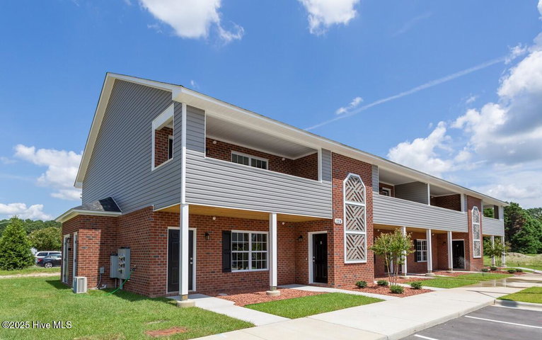 204 Orlando Way H, Greenville, NC 27834