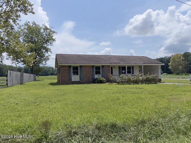 6879 W Wilson Street, Fountain, NC 27829