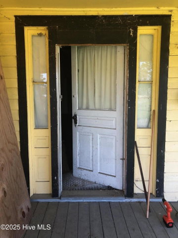 212 N West Avenue, Oak City, NC 27857 — photo 2