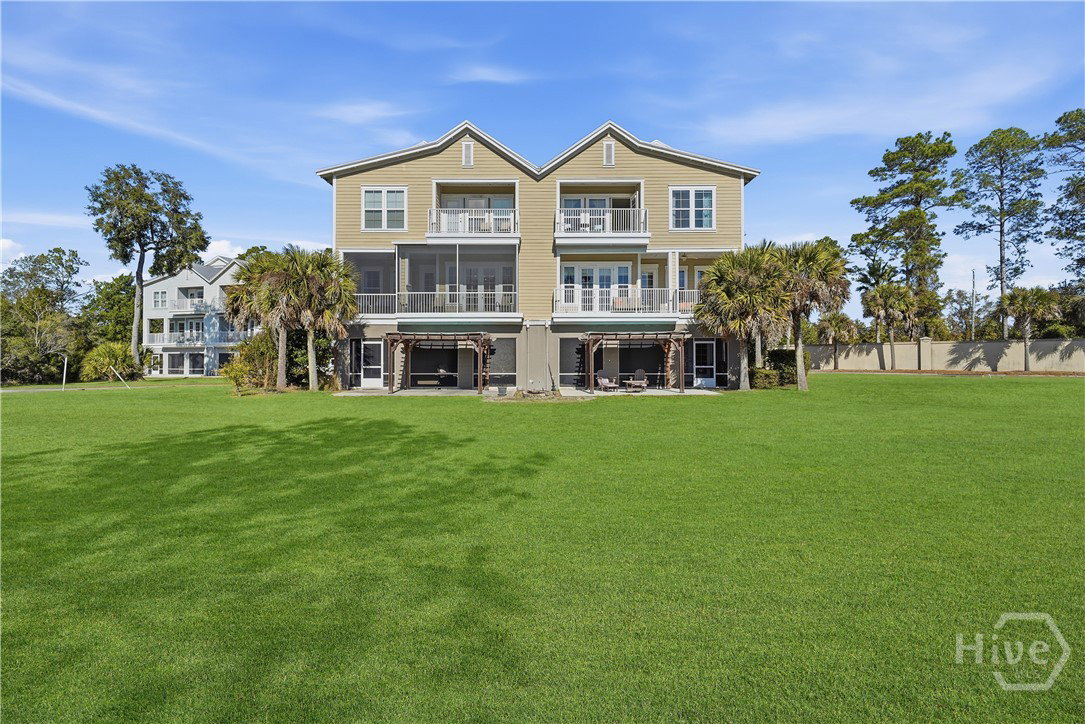 114 Riverfront Circle — photo 3