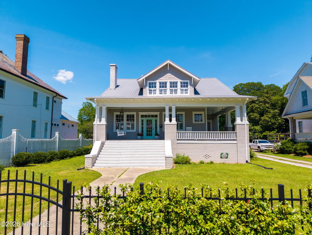 206 S King Street, Windsor, NC 27983