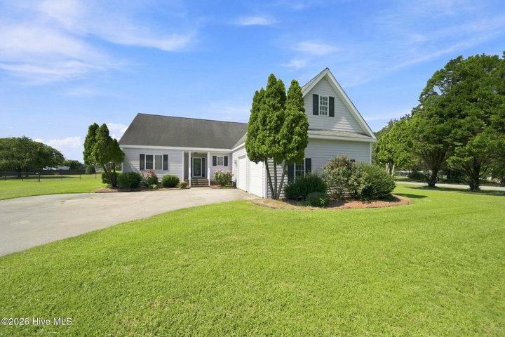 1108 Greenmeade Court, Greenville, NC 27858