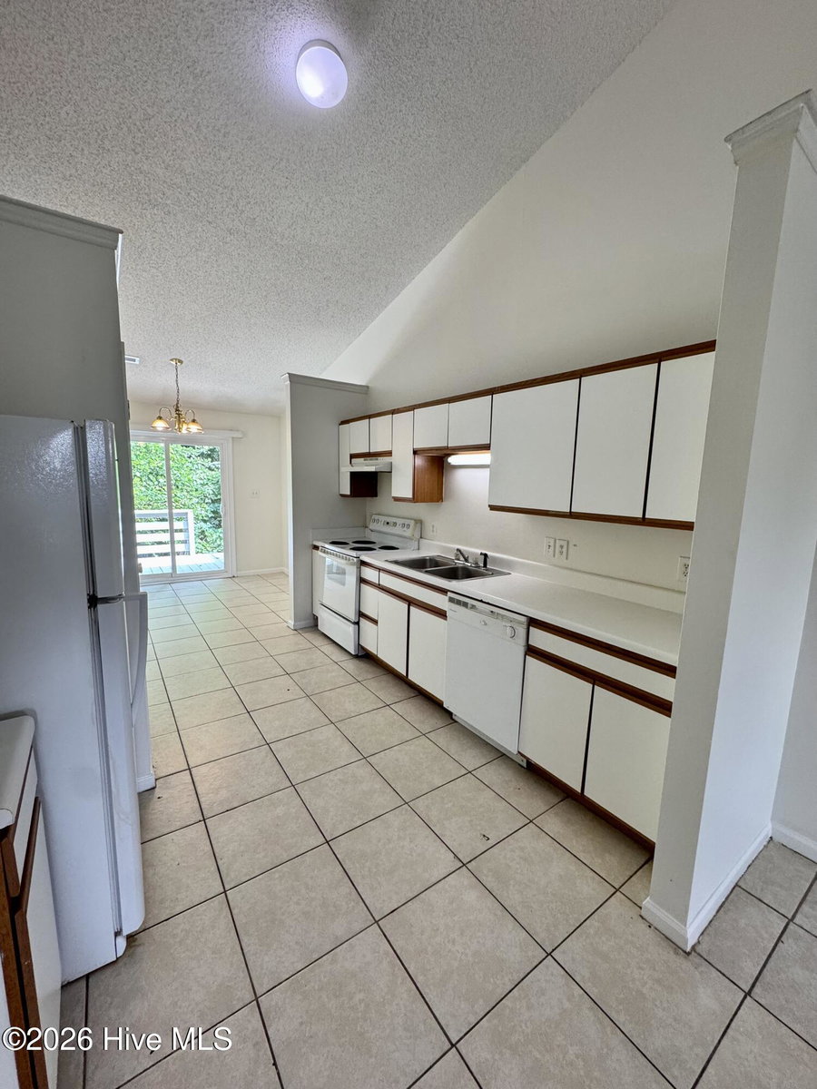 217 Wyndham Circle A, Greenville, NC 27858 — photo 3