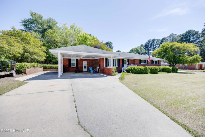 100 E Berkshire Road, Greenville, NC 27858 — photo 7