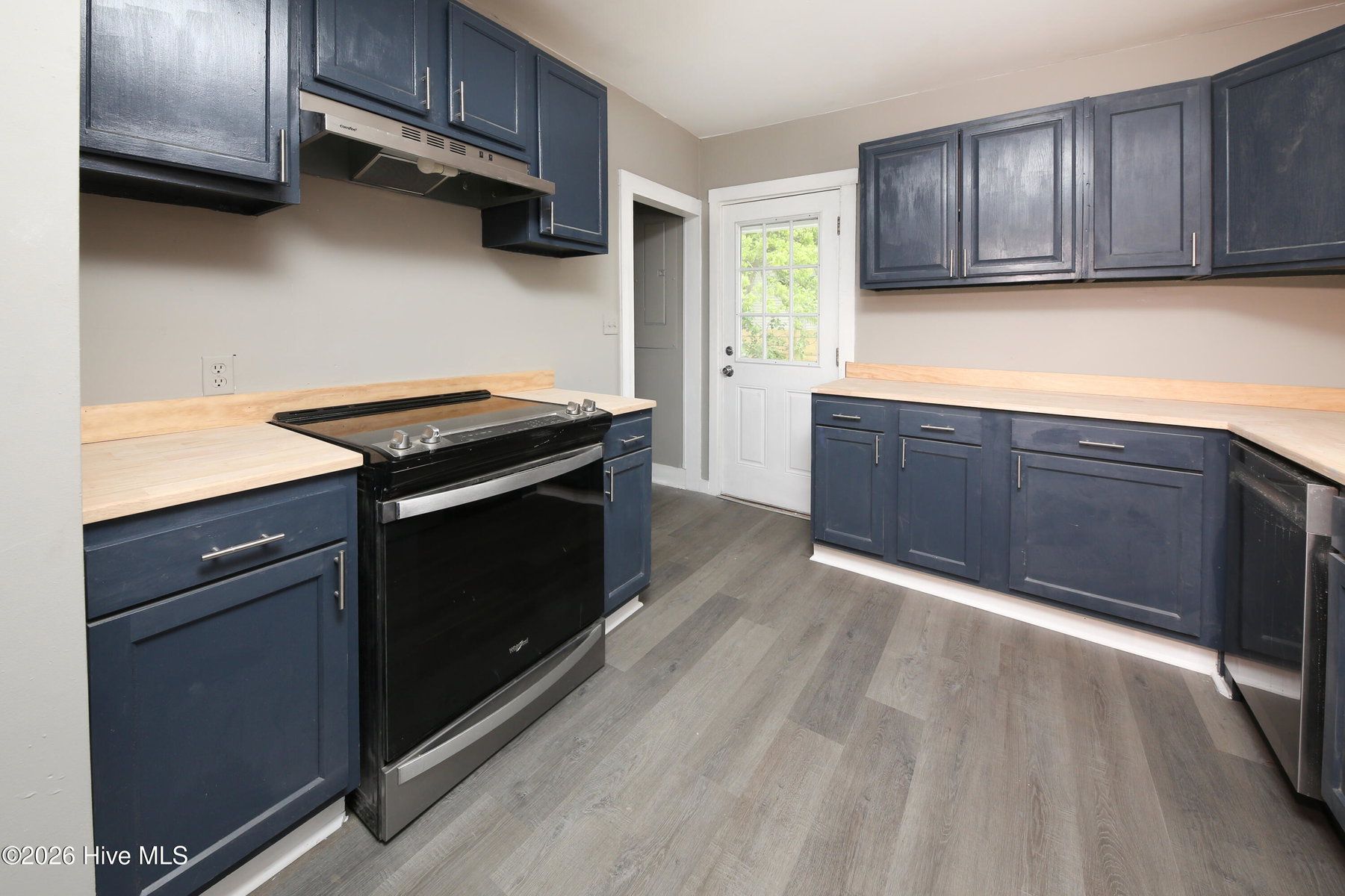 301 Shepard Street, Elizabeth City, NC 27909 — photo 4