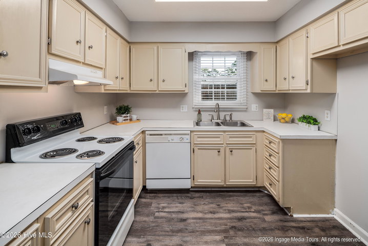 32 Scott Street, Greenville, NC 27858 — photo 12