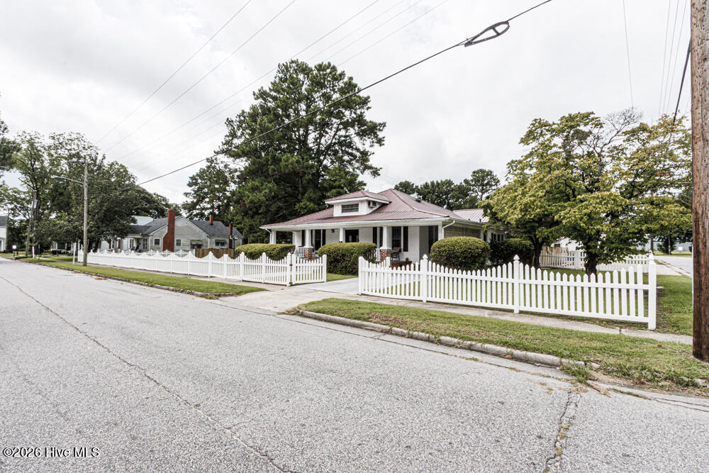 600 S Haughton Street, Williamston, NC 27892 — photo 3
